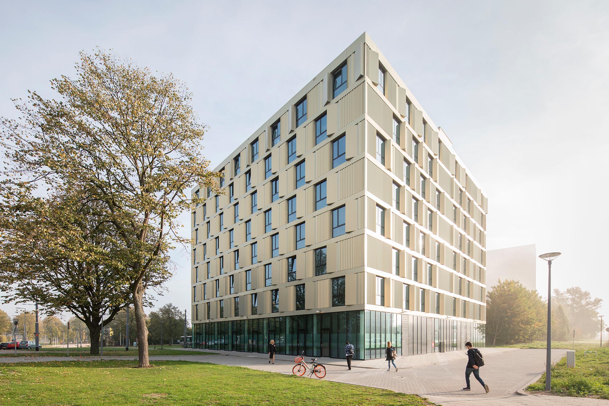 Erasmus-Campus-Student-Housing-by-mecanoo-architecten-1_1591882038.jpg