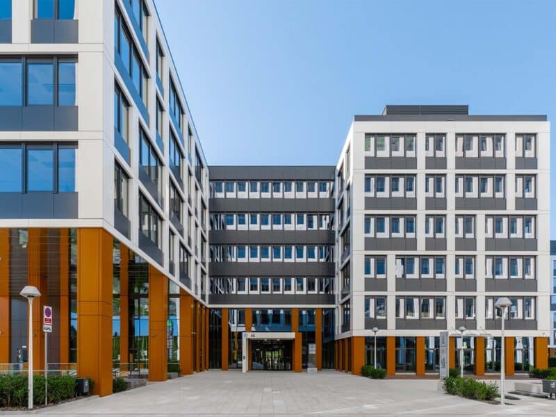 Business Garden Wroclaw (1)