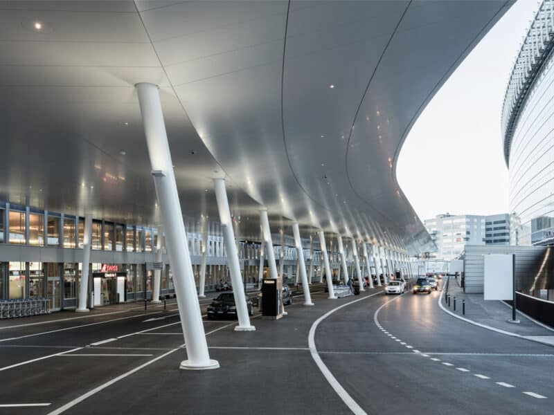 ZURICH AIRPORT (3)