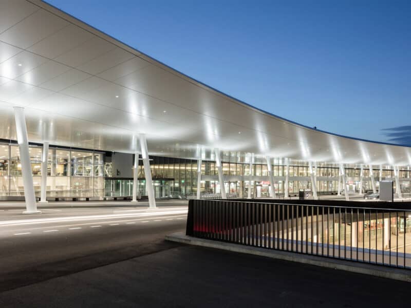 ZURICH AIRPORT (5)