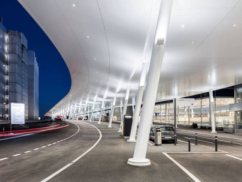 ZURICH AIRPORT (9)