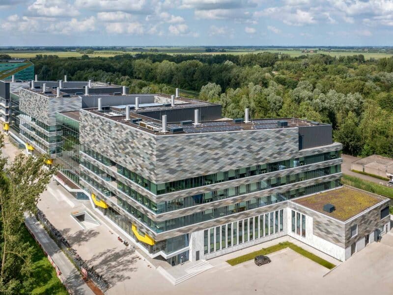 FERINGA BUILDING (1)