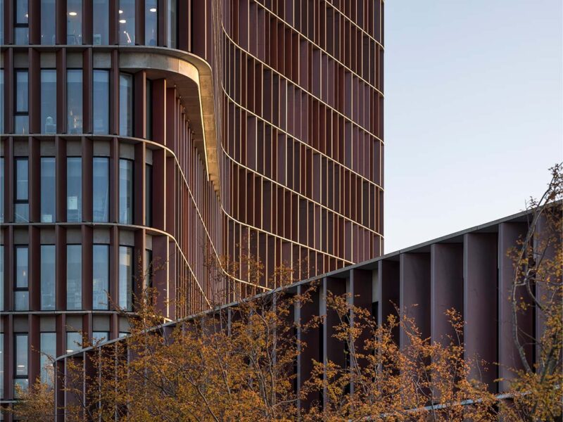 MAERSK TOWER (1) ADAM MORK