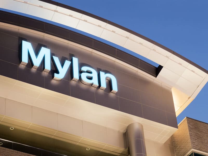 MYLAN GLOBAL CENTER (7)