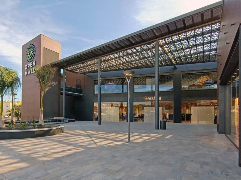OPEN MALL LANZAROTE (1)