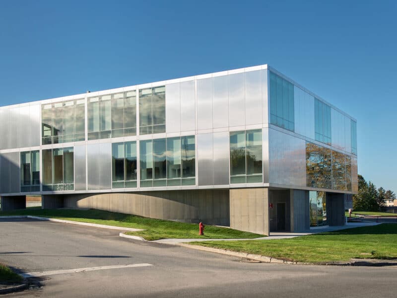 Institute Quantique (1)